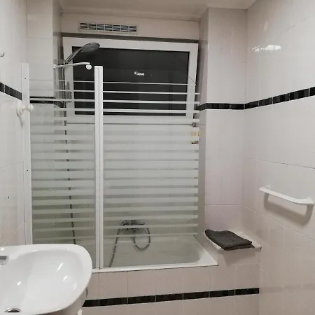 Txoko Maitea Pentsioa Guest house *