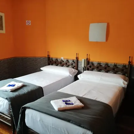 Txoko Maitea Pentsioa Guest house Urnieta