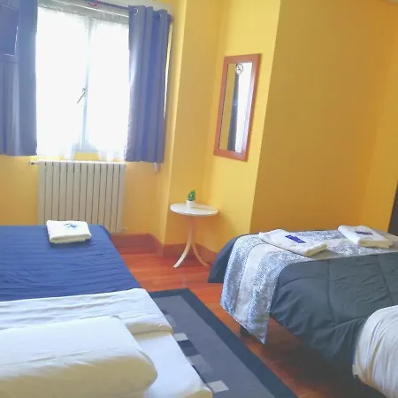 Txoko Maitea Pentsioa Guest house *